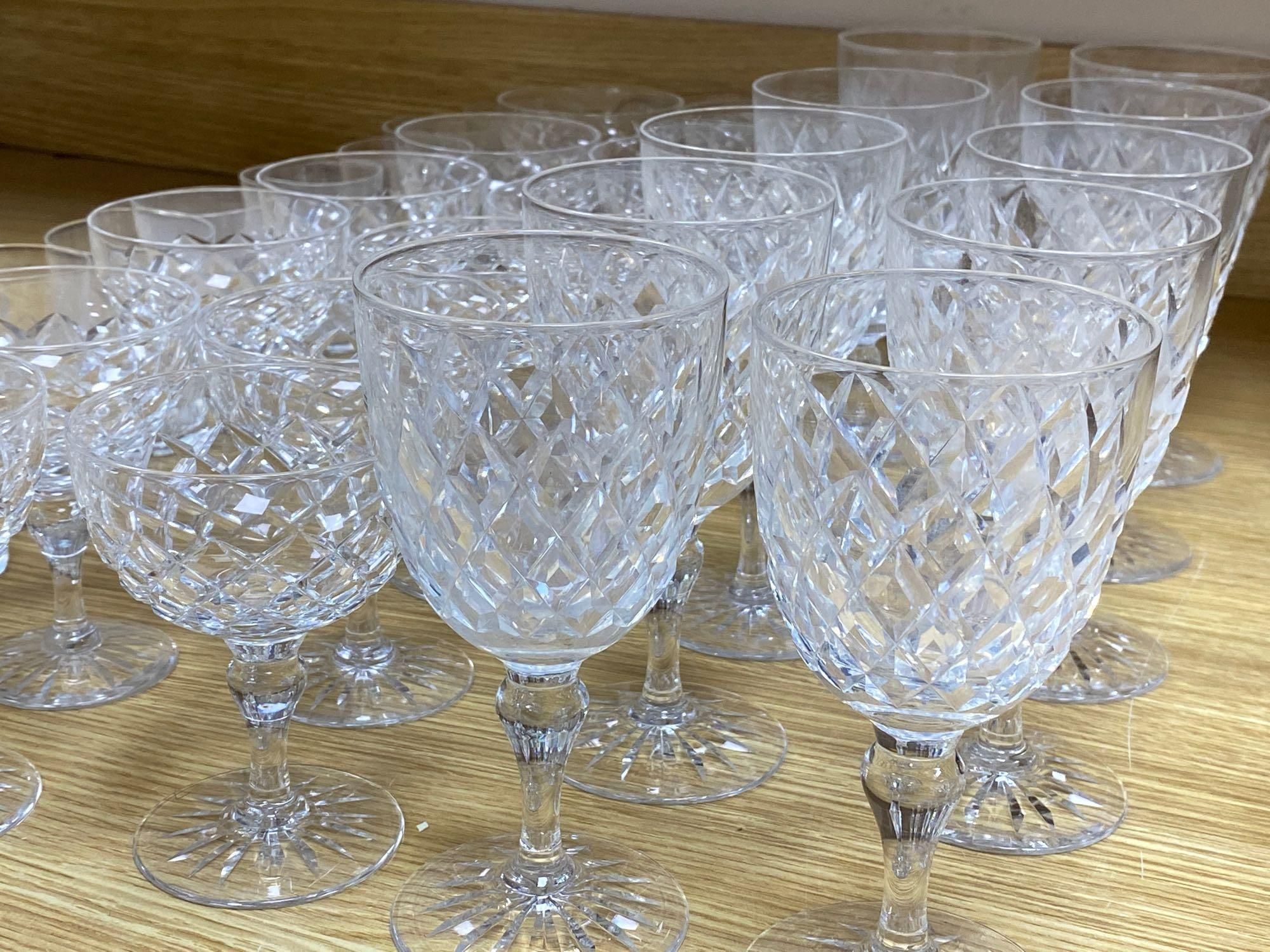 A suite of Webb cut glass (33)